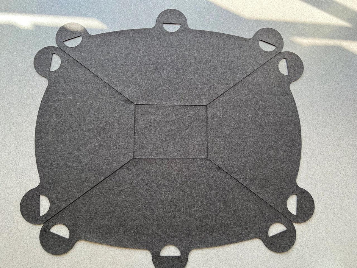 Kinderspielzeugtasche und Matte Simsalabim aus 100% Wolle (Merinowolle), Organizer und Spielmatte 2in1 fürs Kinderzimmer oder unterwegs - Kletterling – einfach Kind sein