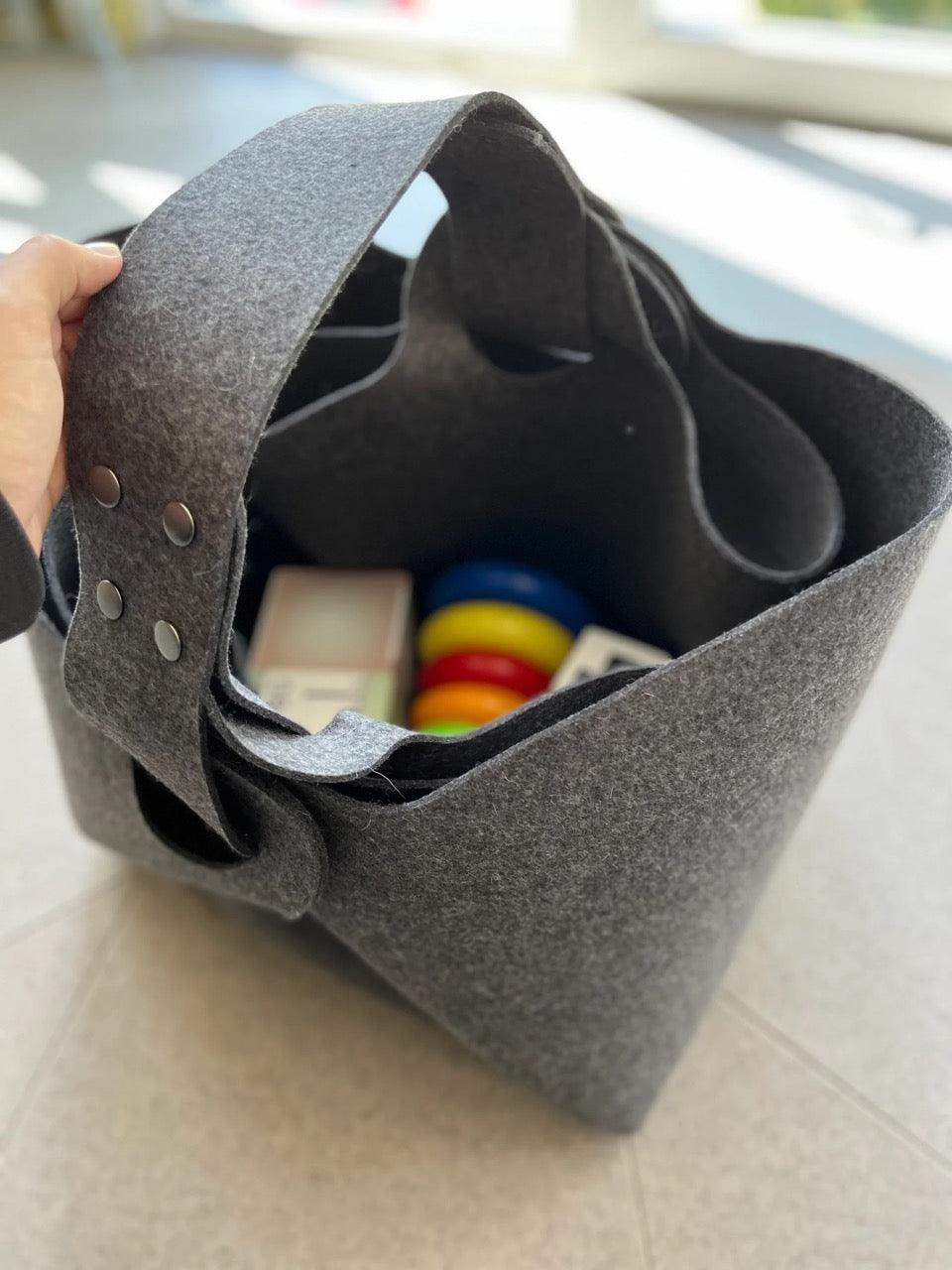 Kinderspielzeugtasche und Matte Simsalabim aus 100% Wolle (Merinowolle), Organizer und Spielmatte 2in1 fürs Kinderzimmer oder unterwegs - Kletterling – einfach Kind sein