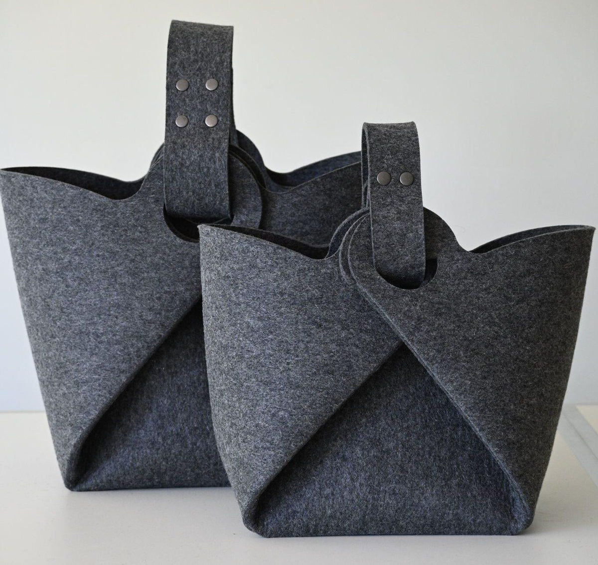 Kinderspielzeugtasche und Matte Simsalabim aus 100% Wolle (Merinowolle), Organizer und Spielmatte 2in1 fürs Kinderzimmer oder unterwegs - Kletterling – einfach Kind sein