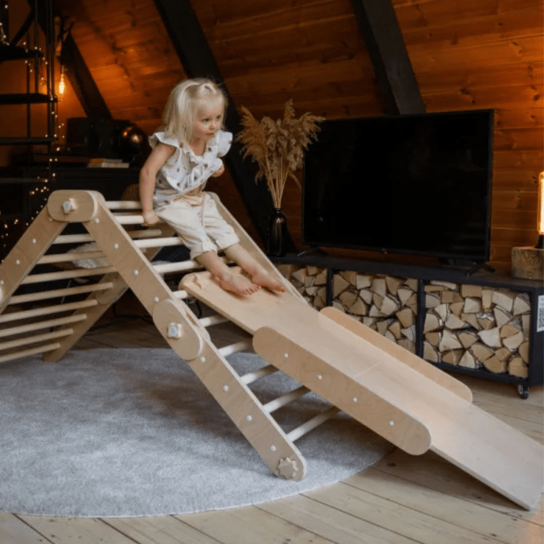 Transformer Kletterdreieck FULL MOON + 1 Rutsche | Natur | 30 Formen | 98 cm | Rutsche wählbar aus 6 Farben - Kletterling – einfach Kind sein