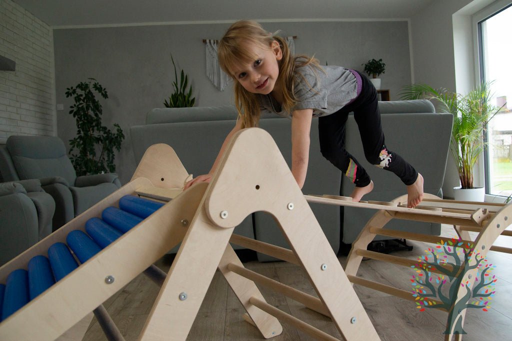 Kletter - Set mit Rollenrutsche 4in1 (Medium) - Wippe, klappbares Dreieck, Klettersteig & Rollrutsche - Förderung der motorischen Fähigkeiten ab 2 Jahren - Kletterling – einfach Kind sein