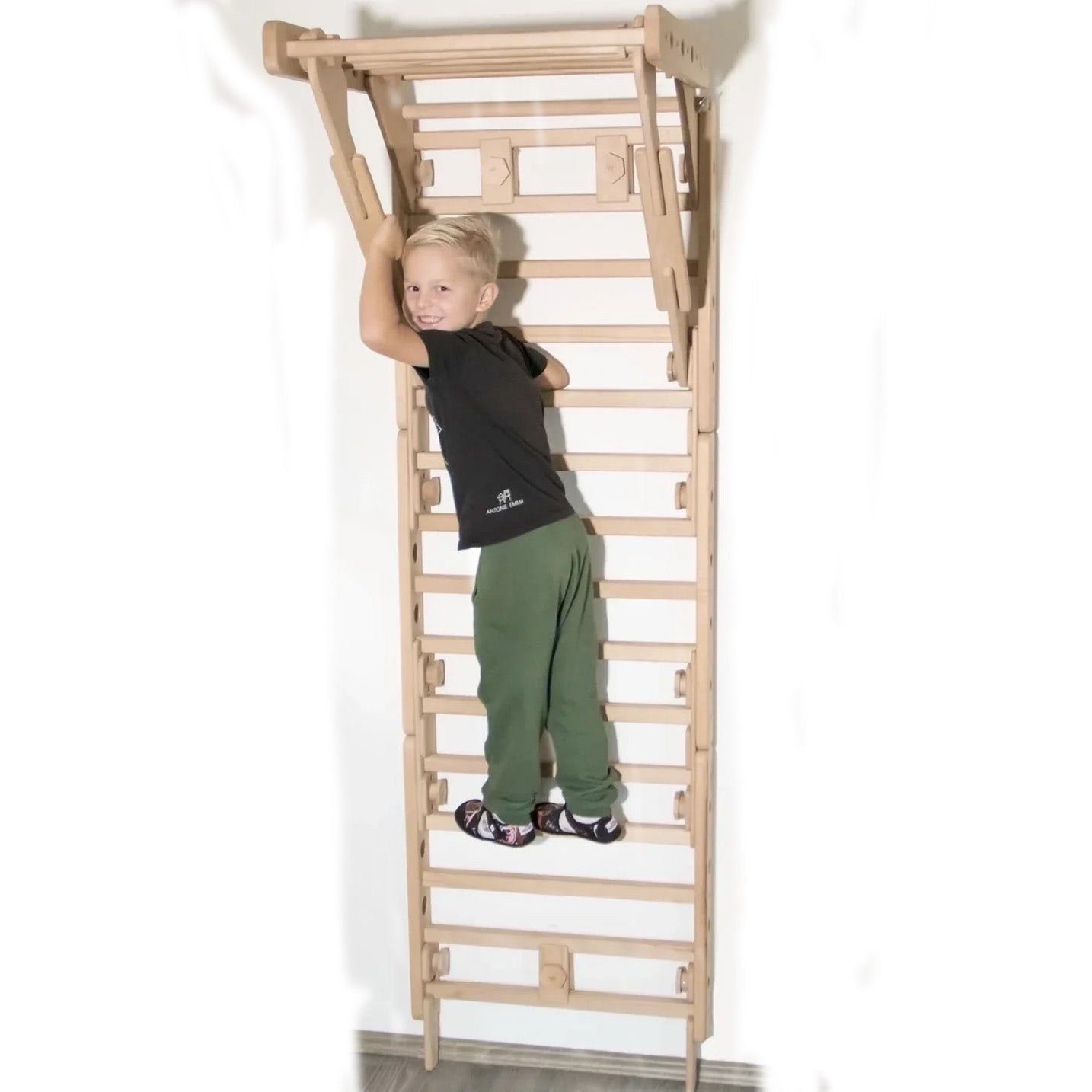 Sprossenwand EMMA FIFE |  180 kg belastbar | 2–99 Jahre | 5+ Aufbauvarianten - Kletterling – einfach Kind sein