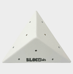 3D Klettervolumen BK | Gleichseitiges Dreieck groß | INDOOR | 1 Teil | 57 x 57 x 17 cm | Zubehör BK Kletterwände - Kletterling – einfach Kind sein