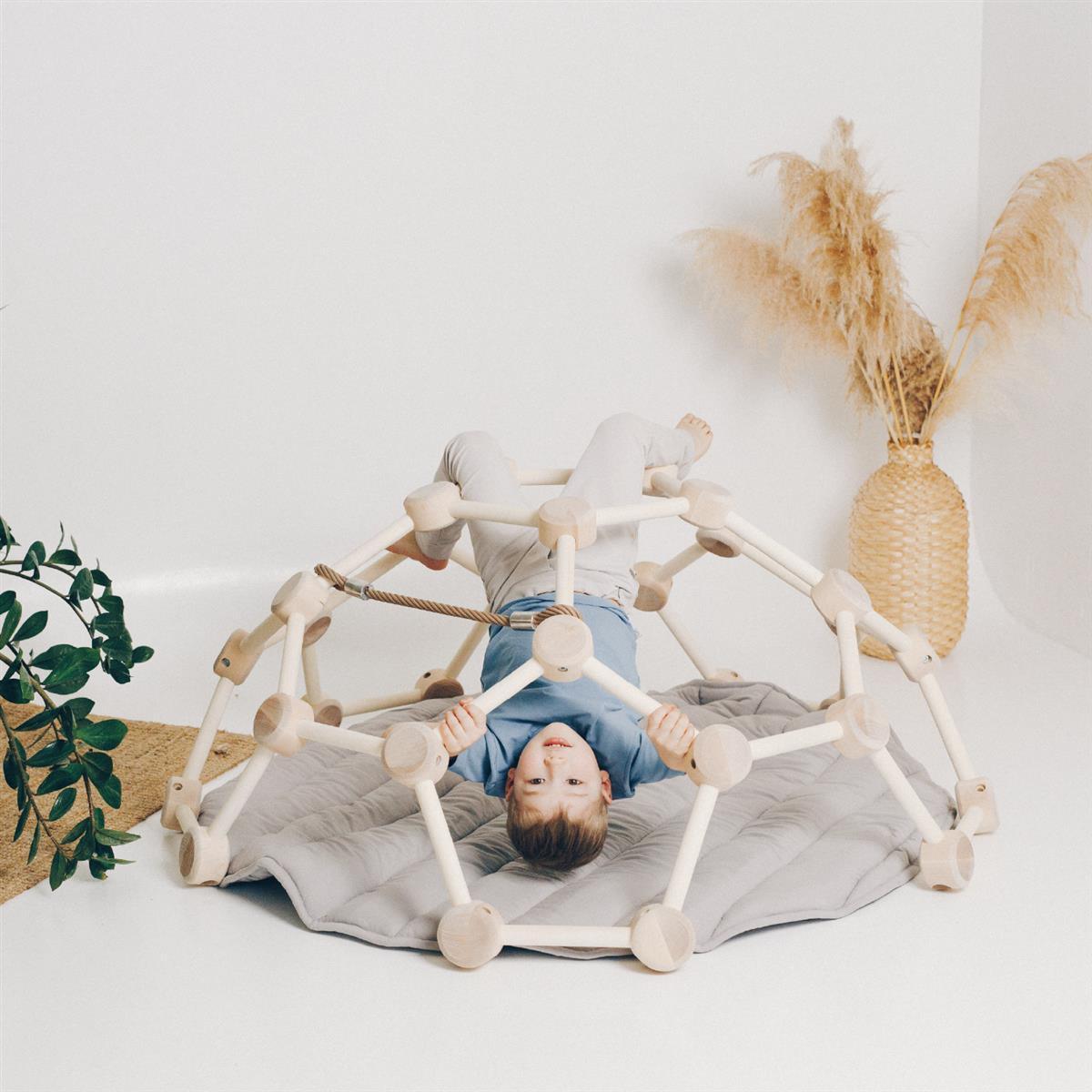 Indoor - Klettergerüst "Waben - Kletterkuppel" - Kletterling – einfach Kind sein