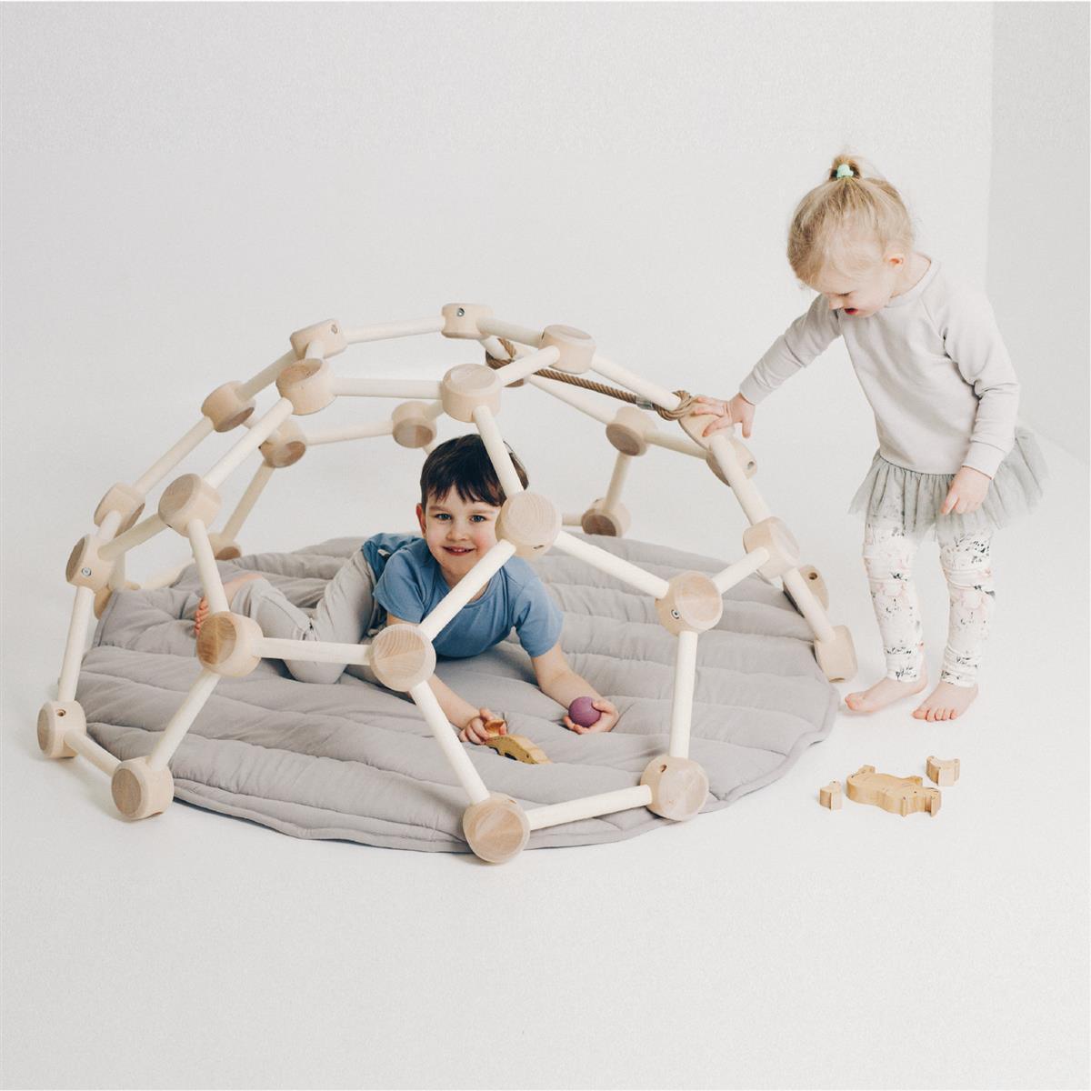 Kuschelige Spielmatte für das Klettergerüst Indoor – ein Paradies für kleine Entdecker - Kletterling – einfach Kind sein