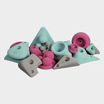 Kletterwand BK OUTDOOR aus 8 Teilen | 236 cm x 312 cm | inkl. 60 Griffen | 160 Loch - Kletterling – einfach Kind sein