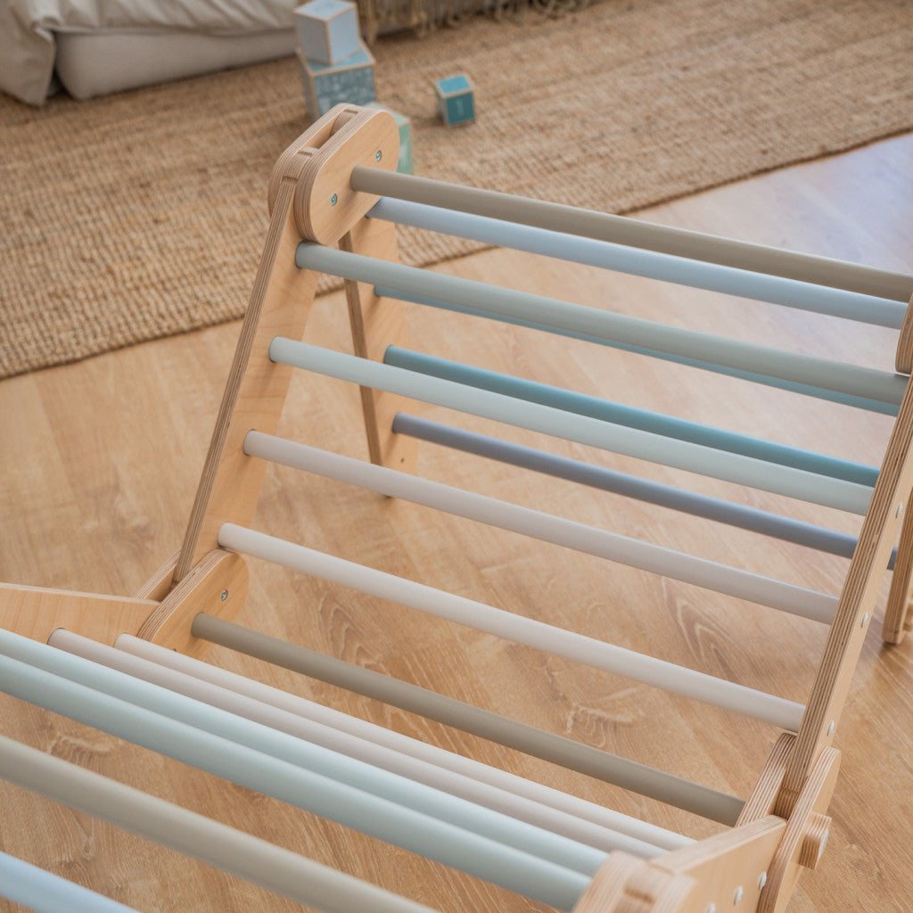 Verstellbares Kletterdreieck FULL MOON | BLAU | 30 Formen | 98 x 67,5 cm | max. 50 kg - Kletterling – einfach Kind sein