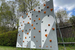 Kletterwand BK OUTDOOR aus 8 Teilen | 236 cm x 312 cm | inkl. 60 Griffen | 160 Loch - Kletterling – einfach Kind sein