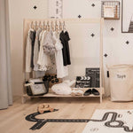 Montessori Kinderkleiderständer mit 17 Haken - Kletterling – einfach Kind sein